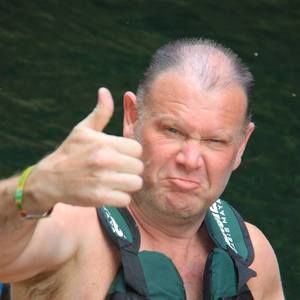 Meet your Posher, Christopher